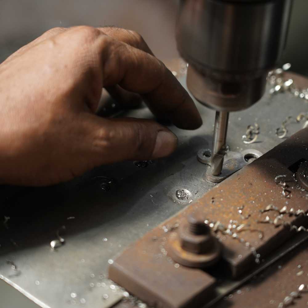 Clip-On Soft Close For Aluminium Frame (One Way) - Image 4